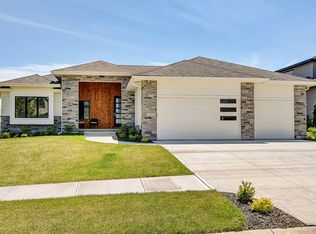 21111 B St, Elkhorn, NE 68022