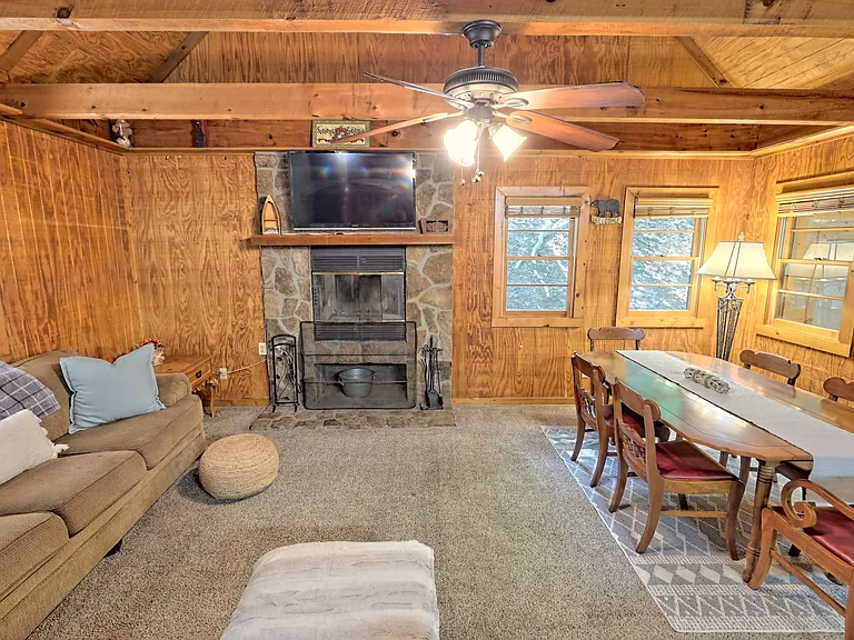 492 Sims Way — Photo 33