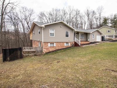 213 Forest Dr, Bridgeport, WV, 26330
