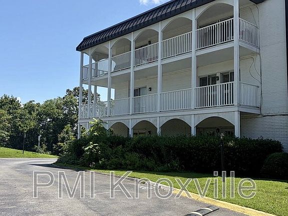 2nd image of 5709 Lyons View Pike APT 1206