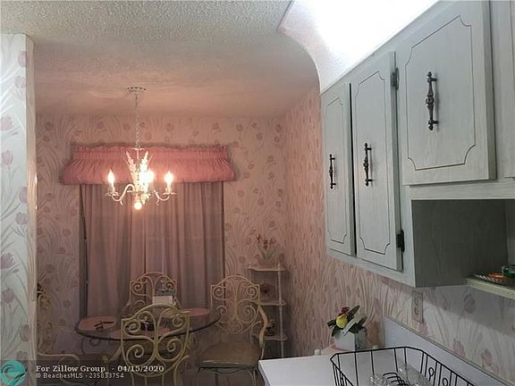 5th image of 1730 NW 18th Ave APT 104