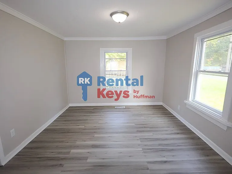 3450 Koressel Ave — Photo 11