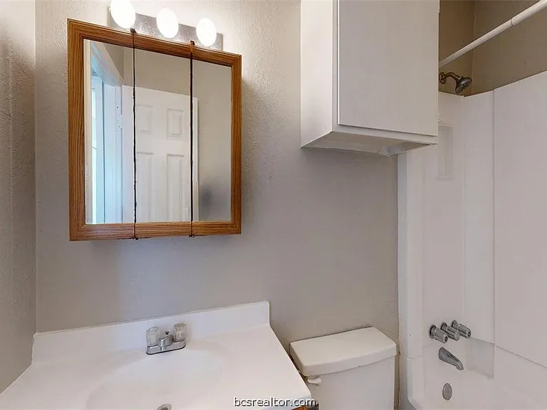 806 Oran Cir #G — Photo 19