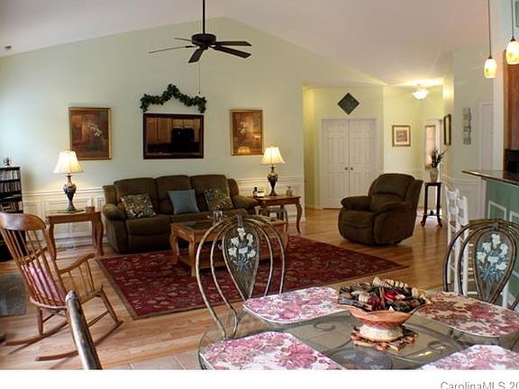 4th image of 10226 Highland Creek Cir