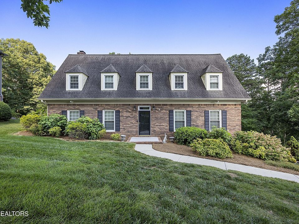 1st image of 10825 Farragut Hills Blvd