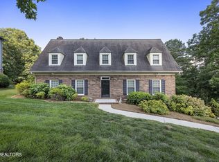 10825 Farragut Hills Blvd, Knoxville, TN 37934