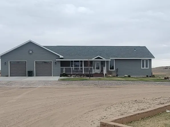 231 Wayne Ave, Brady, NE 69123