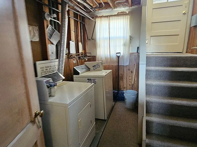 1314 E Pershing Blvd — Photo 11