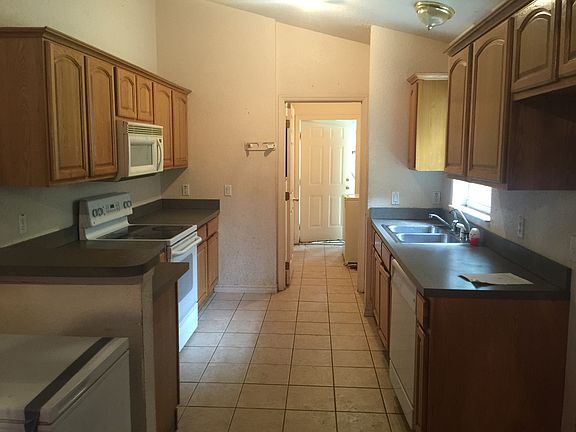 5th image of 5650 NW 10th St