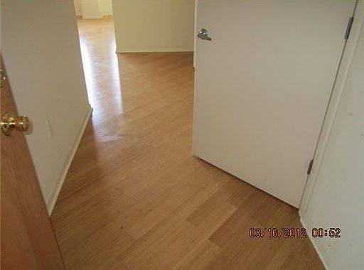 4th image of 315 S 2nd St