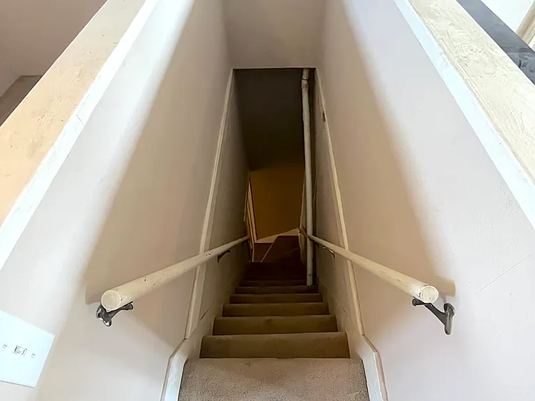 703 Manzanita Ave — Photo 22
