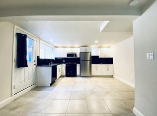 5427 Claremont Ave #B, Oakland, CA 94618