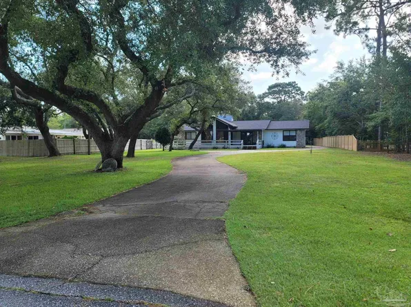 1090 Perdido Manor Dr, Pensacola, FL 32506