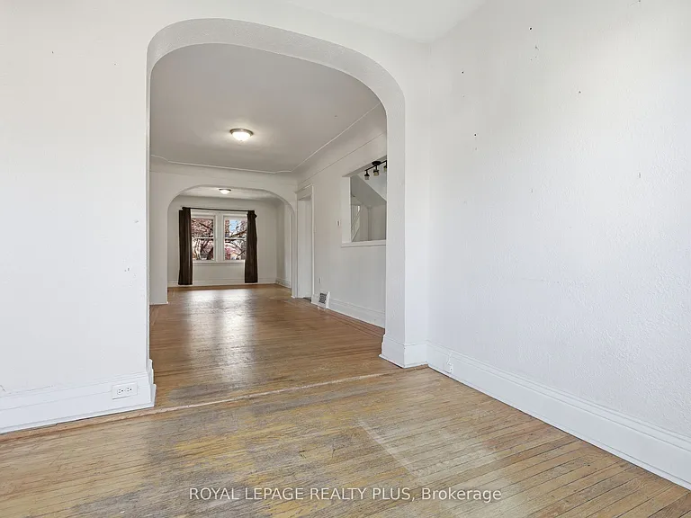 115 Kensington Ave N — Photo 7