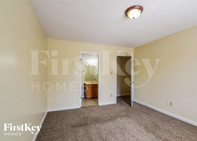 1579 Belle Trees Dr — Photo 9