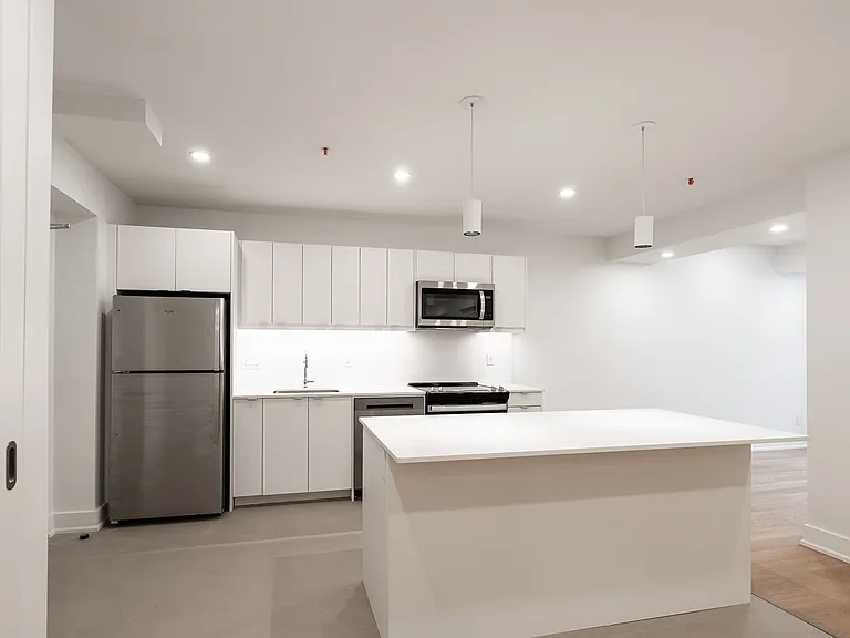 150 Fermanagh Ave #50015A-004A — Photo 2