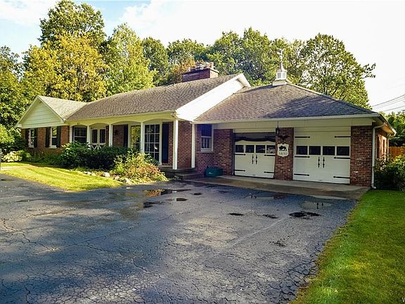 2nd image of 10131 Pineledge Dr S