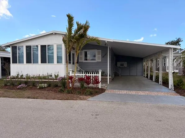 4721 10th Street Ct E #68, Bradenton, FL 34203