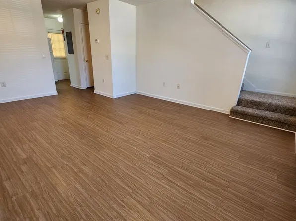 Castlewood Apartments - Huntsville, AL