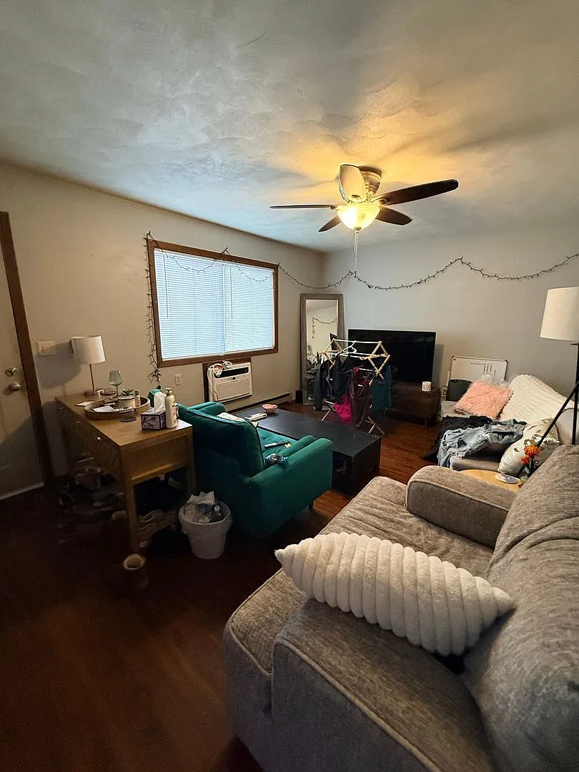 3-Bedroom Apartment Near UW-La Crosse 410 10th St N — Photo 1