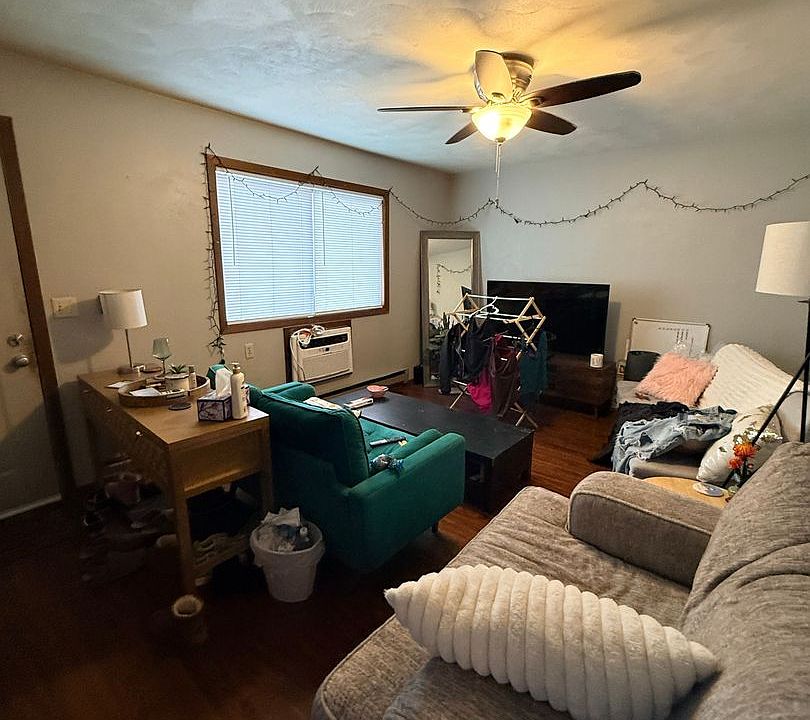1st image of 410 10th St N APT 7