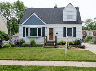 5365 W Otto Pl, Oak Lawn, IL 60453