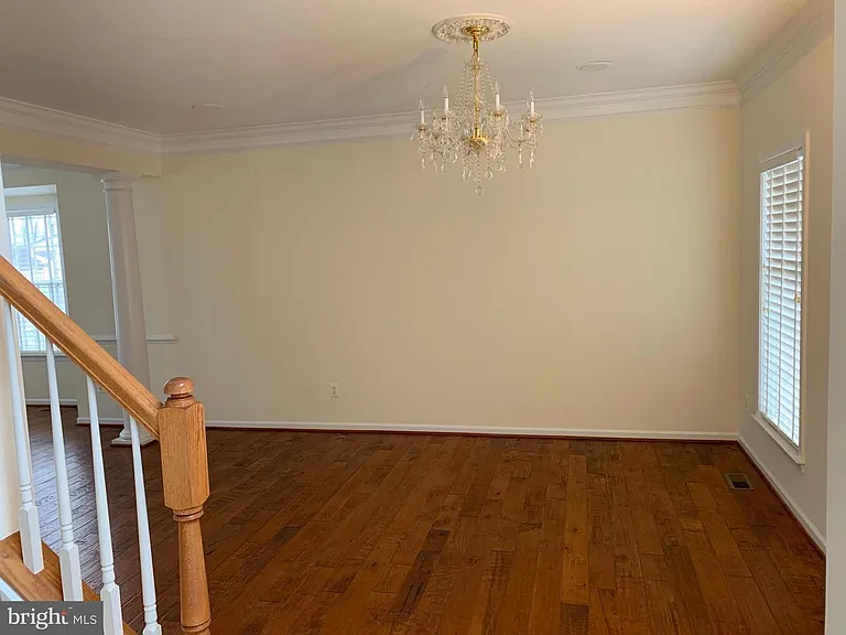 20242 Hidden Creek Ct — Photo 8