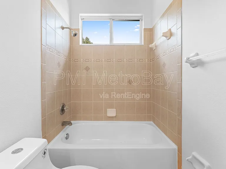 10886 Cory Lake Dr — Photo 34