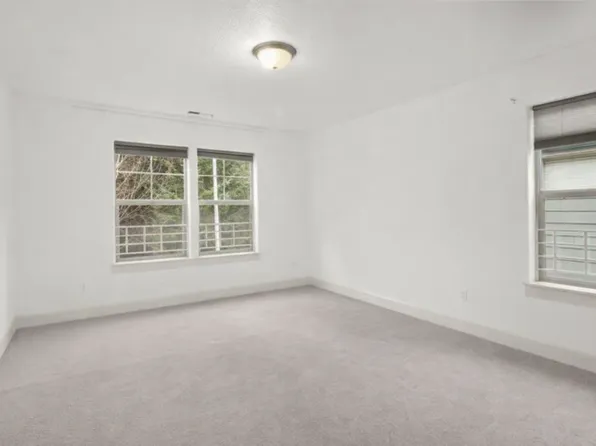 9506 NE 144th Ct #B, Vancouver, WA 98682