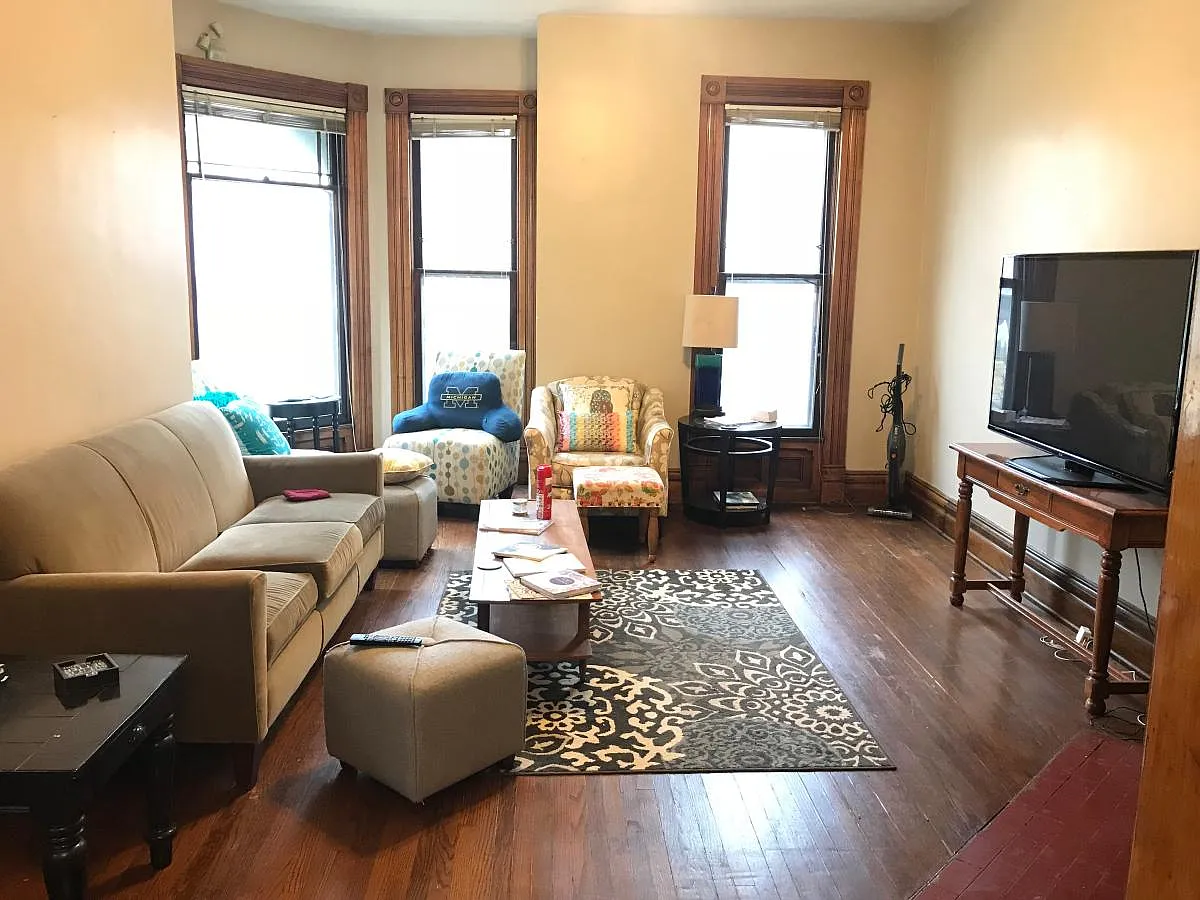 2 bed, $1,700 — Photo 2