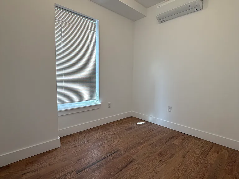 286 Hawthorne Ave #1 — Photo 5