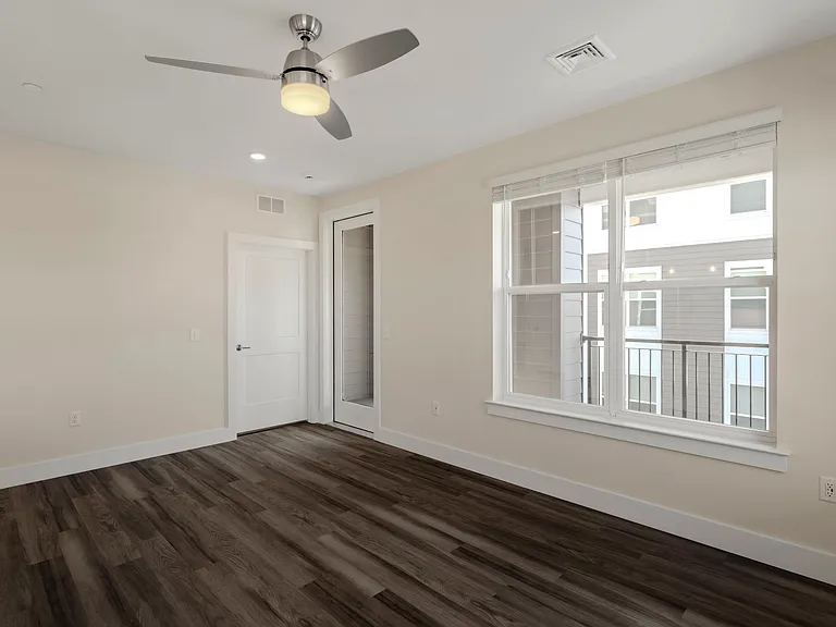 The Pointe at Overlook — Photo 62