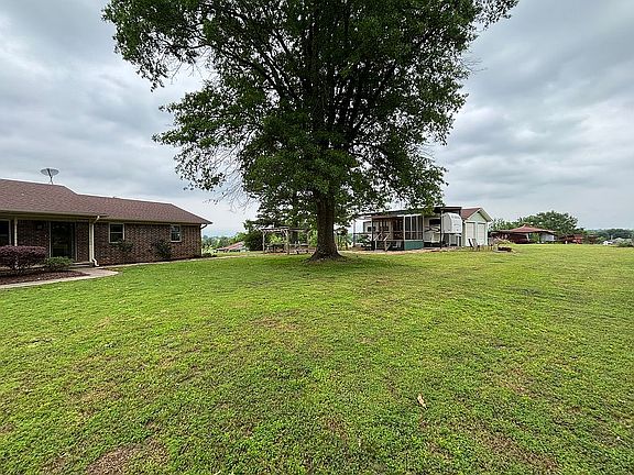 5th image of 2551 Old Military Rd
