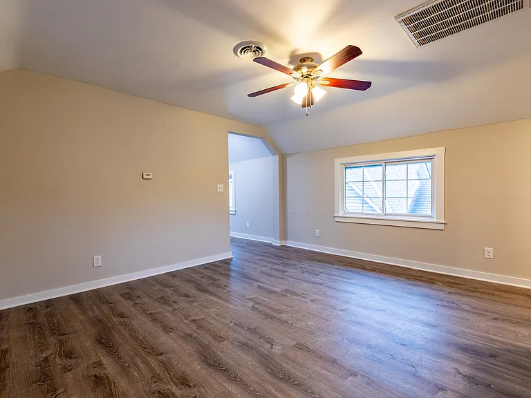 908 Fruit Ave #UP — Photo 16