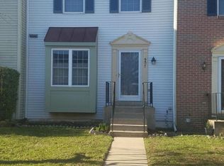 907 Smartts Ln NE, Leesburg, VA