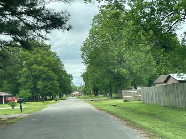 503 Miller St, Hoxie, AR 72433