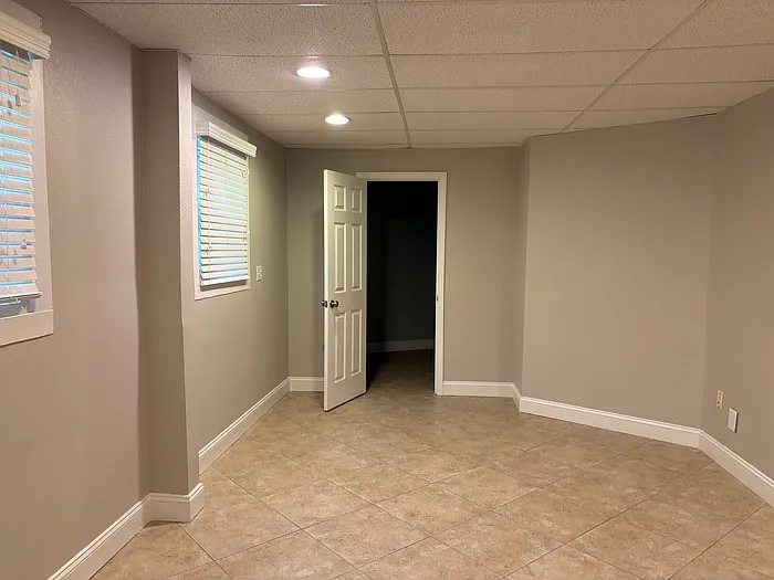 42 Greene Dr — Photo 16