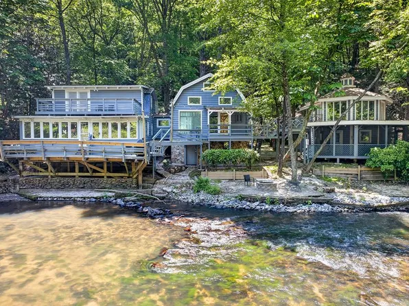 184 Grey Fox Trl, Ellijay, GA 30536