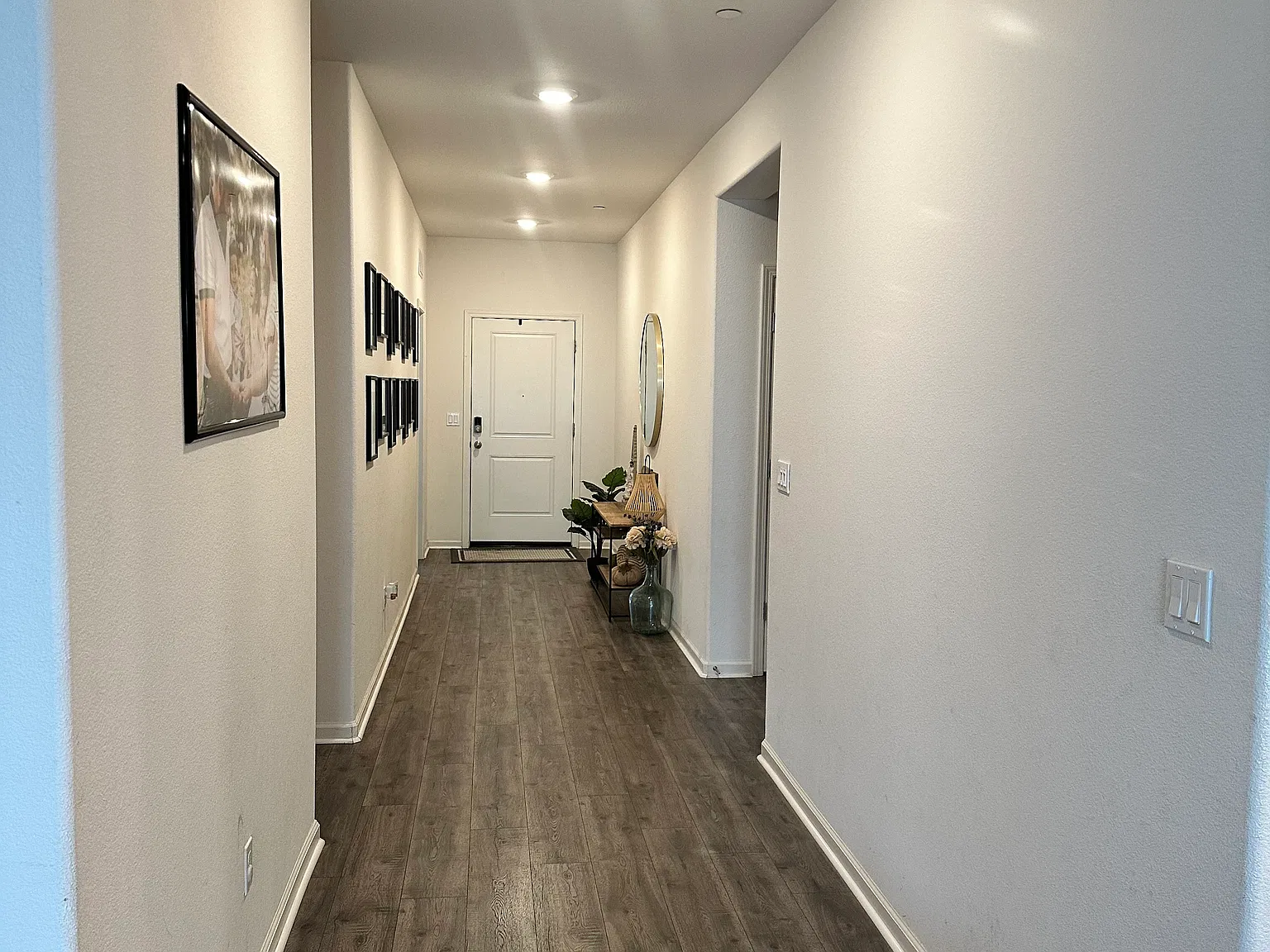 4 bed, 2182 sqft, $2,750 — Photo 2
