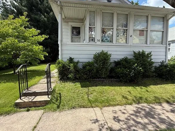 14 Heights Ave, Fair Lawn, NJ 07410