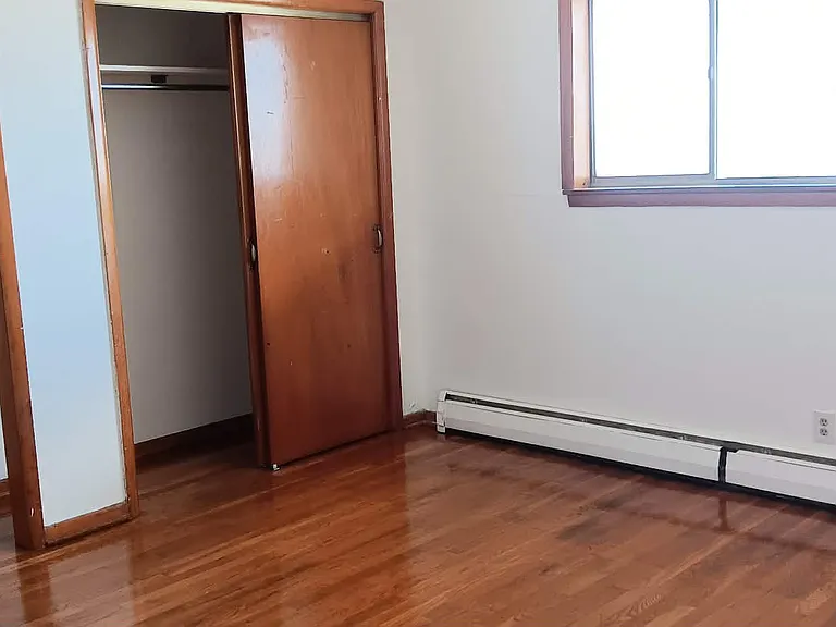 22 Mansfield Ave #B — Photo 4