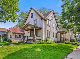 2202 N 55th St, Milwaukee, WI 53208
