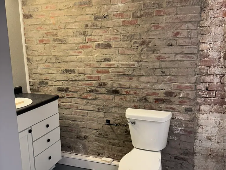 223 W 3rd St #108 — Photo 31