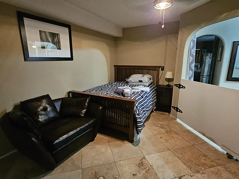 314 Lorraine Ct — Photo 26