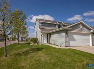 5306 W Sourwood Pl, Sioux Falls, SD 57107