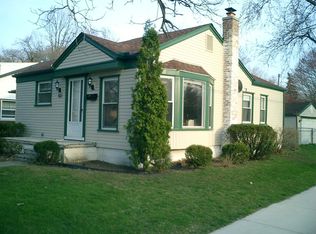 921 Butternut Ave, Royal Oak, MI 48073