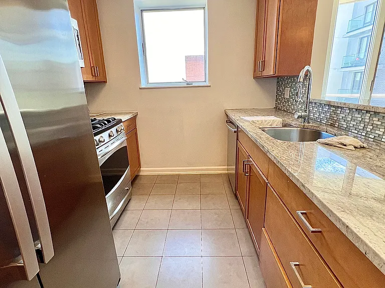 116-11 Curzon Rd #5E — Photo 6