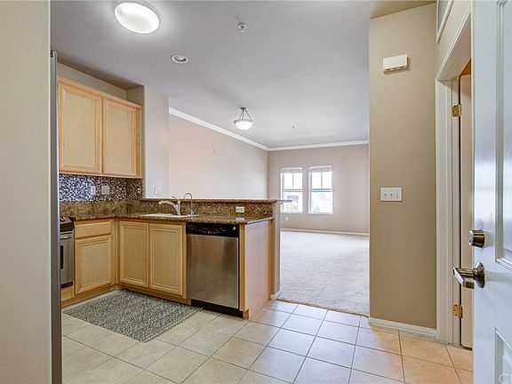 5th image of 3550 Torrance Blvd Unit 515