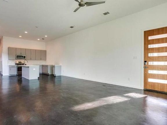 4th image of 805 Melba St #5877681