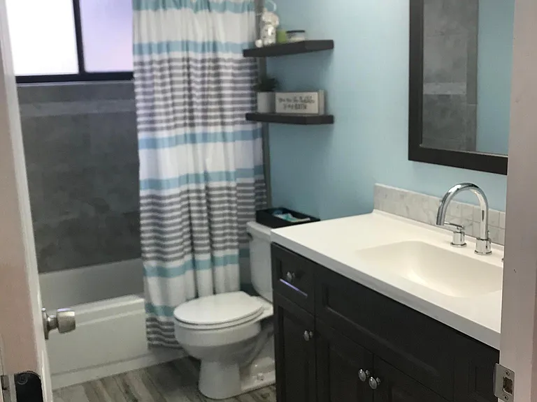 2127 Arden Dr — Photo 12